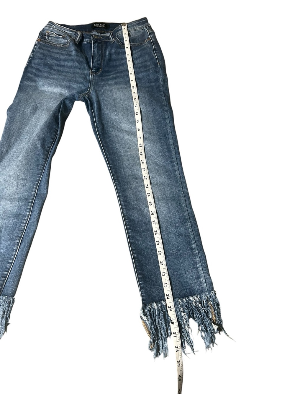 Judy Blue Size 29 Relaxed
Crop Jeans Fringe
Hem Distressed
Denim - Picture 6 of 8